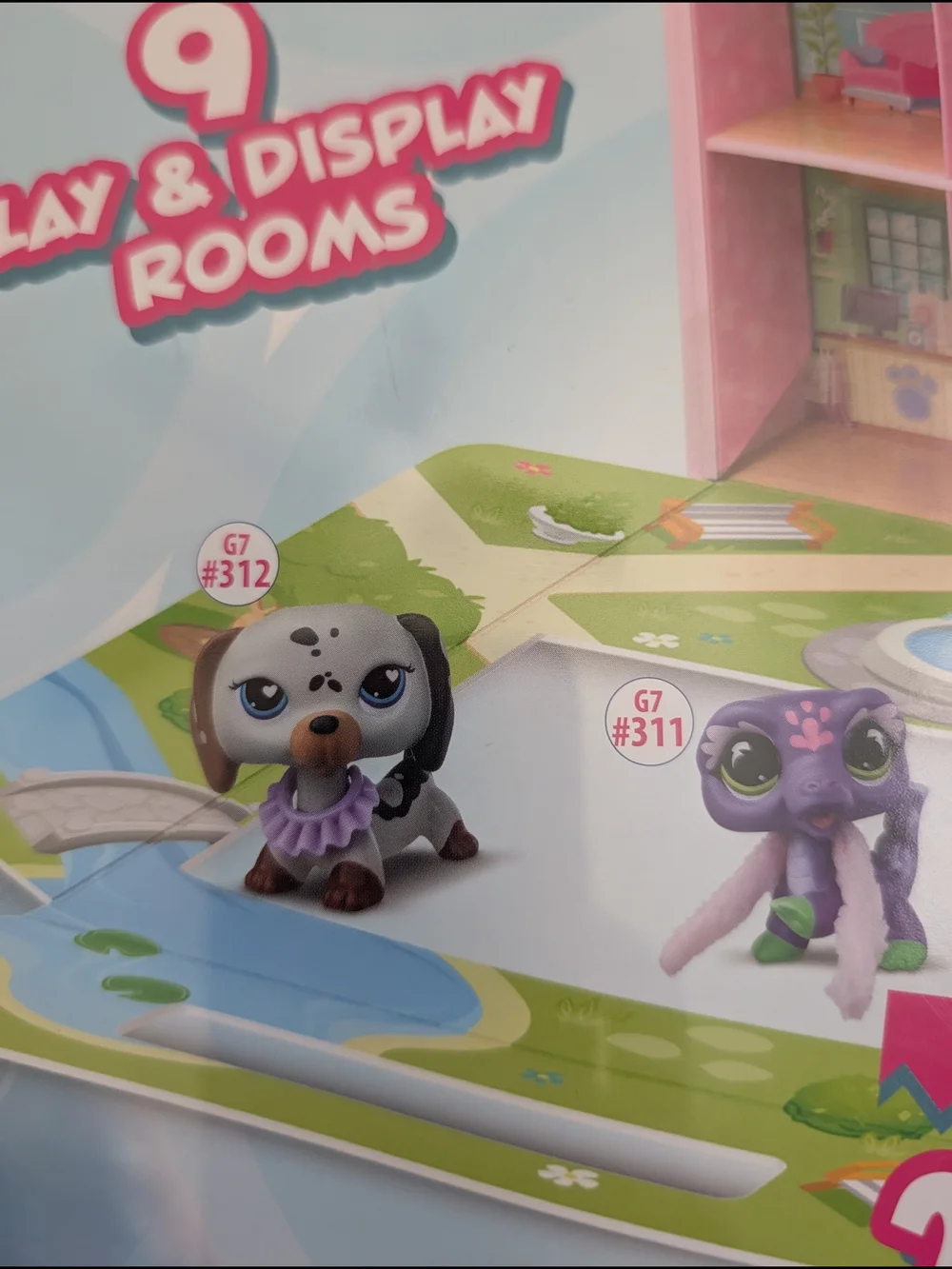 Littlest Pet Shop Pet Boutique Playset - 6 Pets,9 Rooms, & 6 Accessories - LPS
